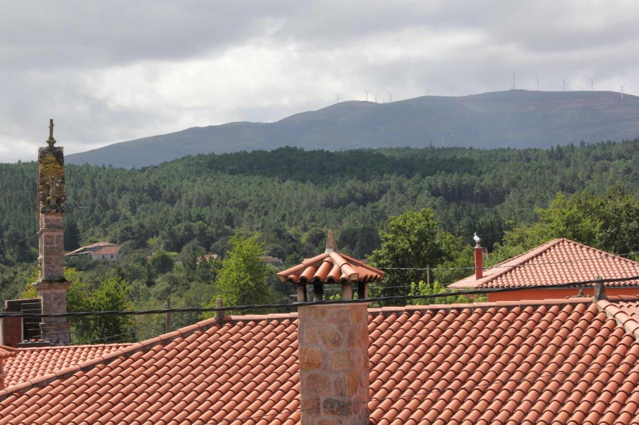 O Muino Casa Ferrador Ribeira Sacra Apartment Barantes Екстериор снимка