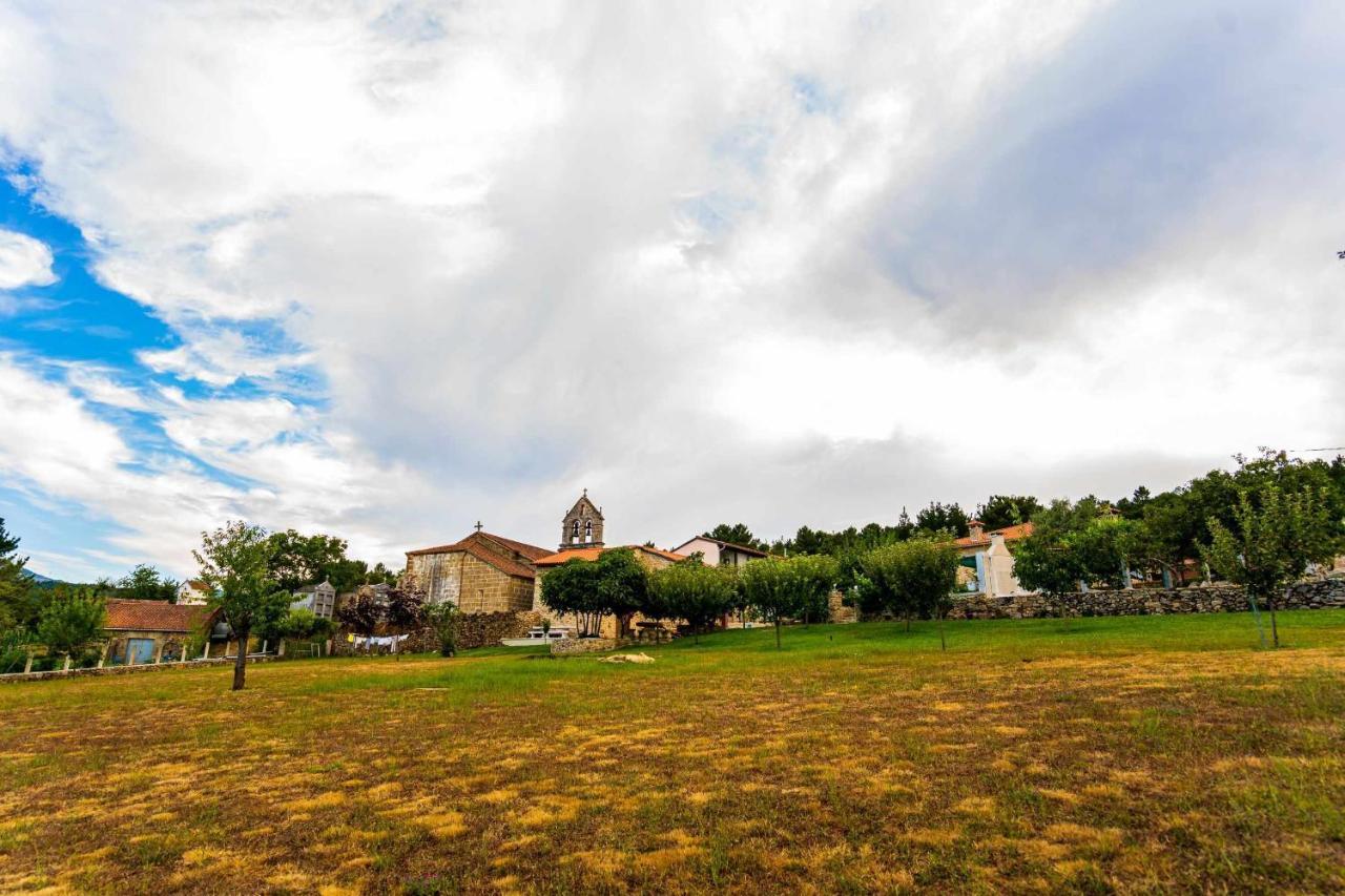O Muino Casa Ferrador Ribeira Sacra Apartment Barantes Екстериор снимка
